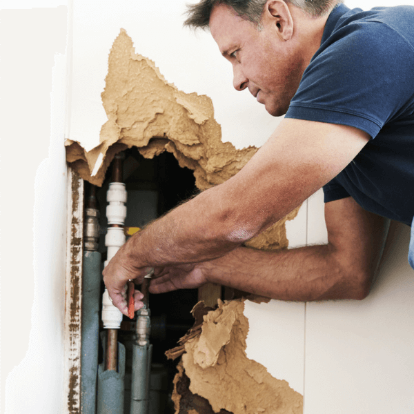 Signs It’s Time for a Main Water Line Repair |Local Plumbers & Sewer Line Replacement